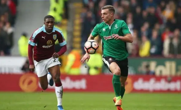 继续向千球目标迈进 C罗轰入生涯第925球