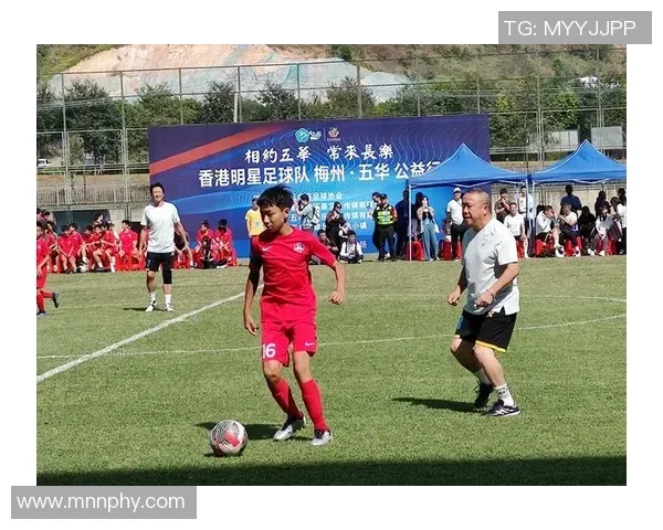 贵州12岁跳水小将全运会出场时做C罗庆祝动作：我喜欢C罗